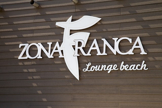 Zona Franca Lounge Beach - Lido Marini